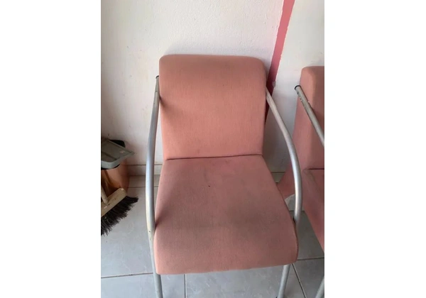 Poltrona semi nova em perfeitas condições