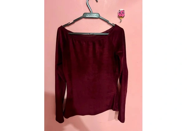 Blusa de manga comprida aveludada vinho - tamanho M