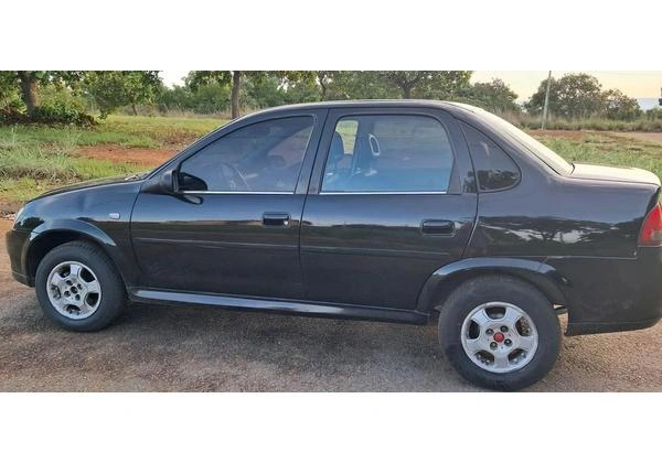 CLASSIC 2011/2012 COM AR CONDICIONADO.
