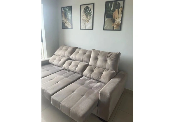 Vendo sofá retrátil lindo e bem conservado