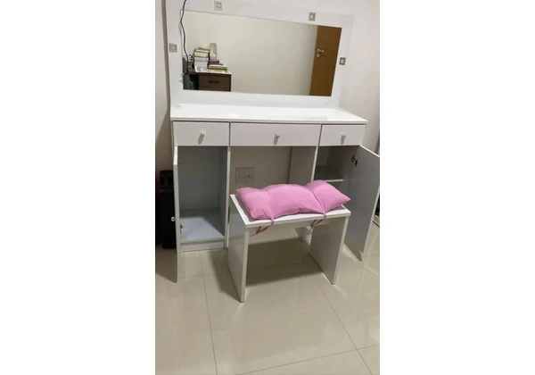 Penteadeira camarim em MDF