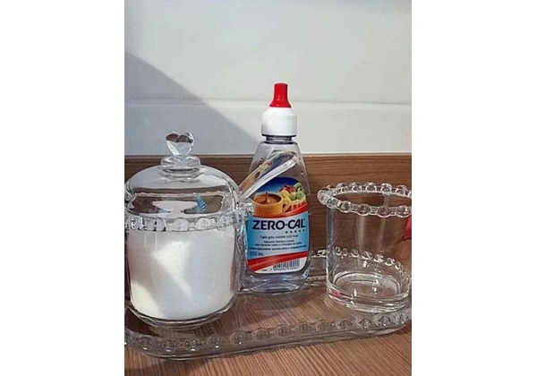 Kit Travessa + Açucareiro de vidro Cristal + porta colher em cristal com borda de coração