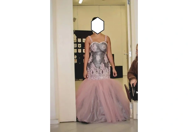 COLEÇÃO DE VESTIDO DE TCC - ALTA COSTURA - INSPIRADO EM MARIA ANTONIETA