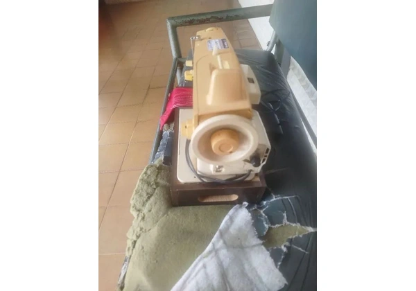 Máquina de costura, Singer facilita, super conservado