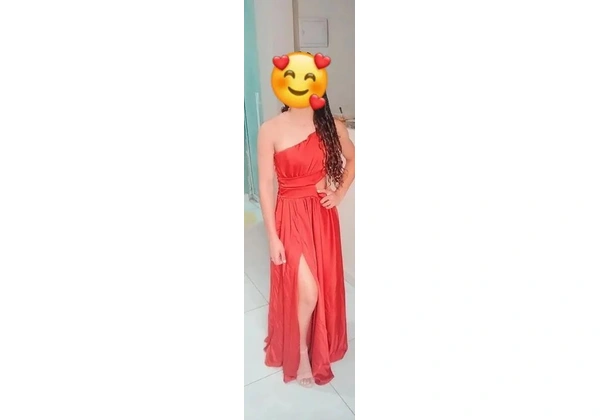 Lindos Vestidos (120$ cada, valor negociável)