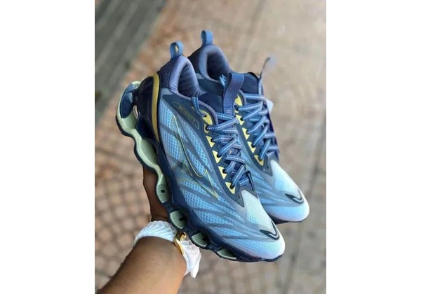Lançamento mizuno pro 11 o mais topp do mercado