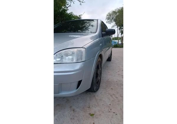 Corsa Hatch Maxx 1.4 completo (frente Montana)