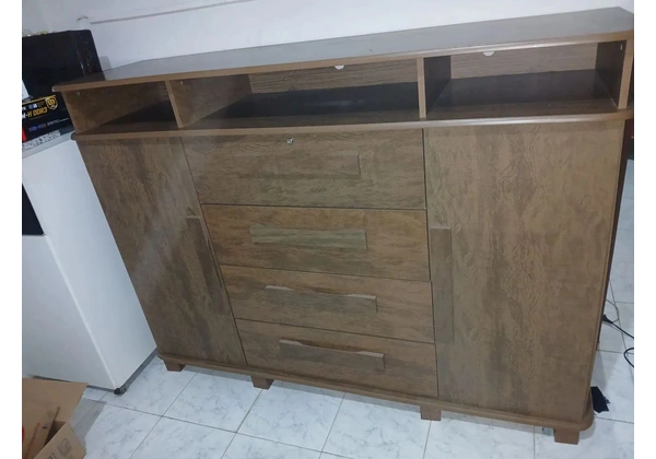 Vendo cômoda