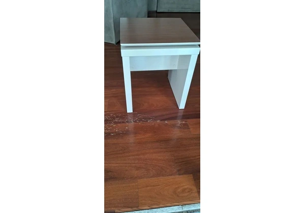 Vendo mesinha de canto