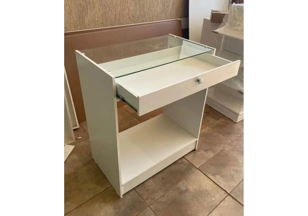 BALCÃO CABIDEIRO COM GAVETA MDF