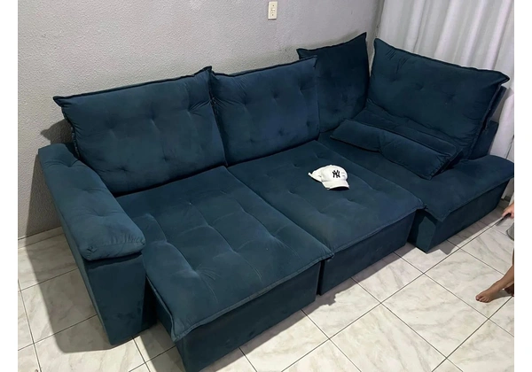Sofá retrátil medindo 2, 70