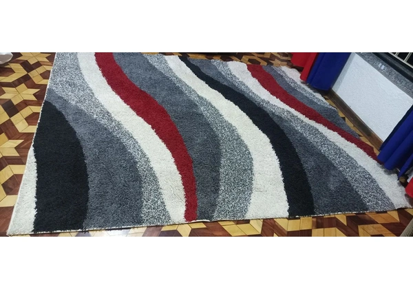 Tapete grande turco original fabricado na Turquia praticamente novo