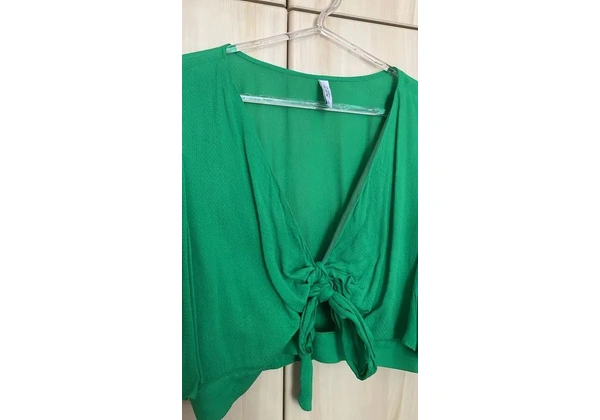 CROPPED VERDE AMARRAÇÃO