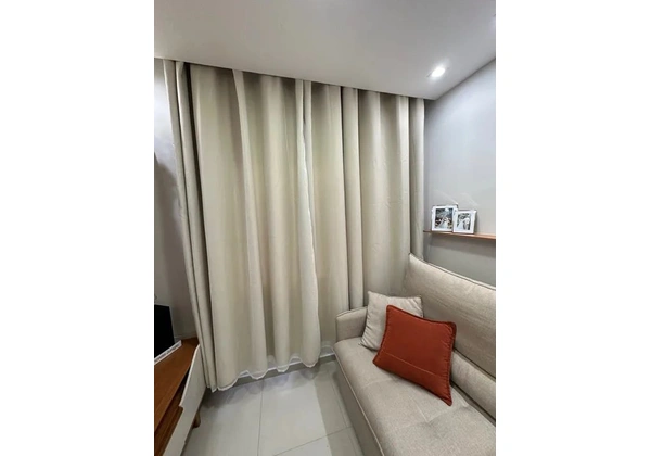 Cortina blackout em tecido com Voil