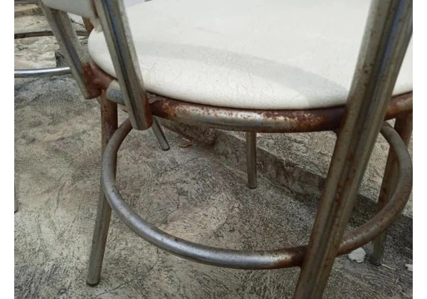 Cadeira de jantar estofada fixa s/ braços Carraro em Aço / Couro Ecológico Branco