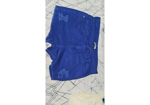 Short jeans azul