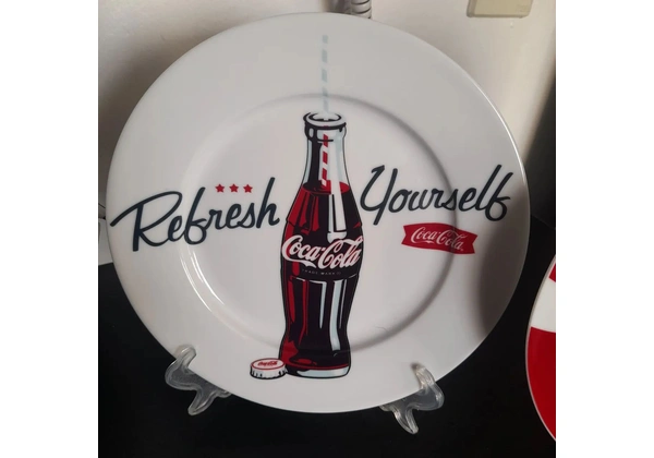 Pratos decorativos coca cola o par só 2 pratinhos