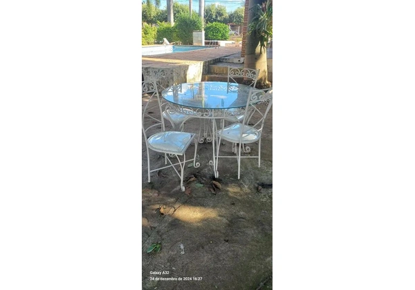 2 jogos de Mesa e Cadeiras em Ferro para Jardim
