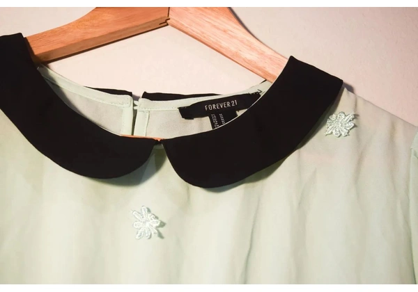 vestido verde, mini dress com estética vintage anos 60 forever21