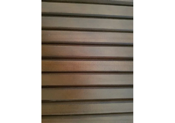 Esteiras Braço Sofá Ripadas C/ Porta Controle 25x33 / 43x33