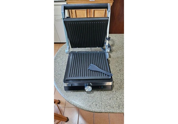 Grill sanduicheira Master Press Philco 180 inox 127v