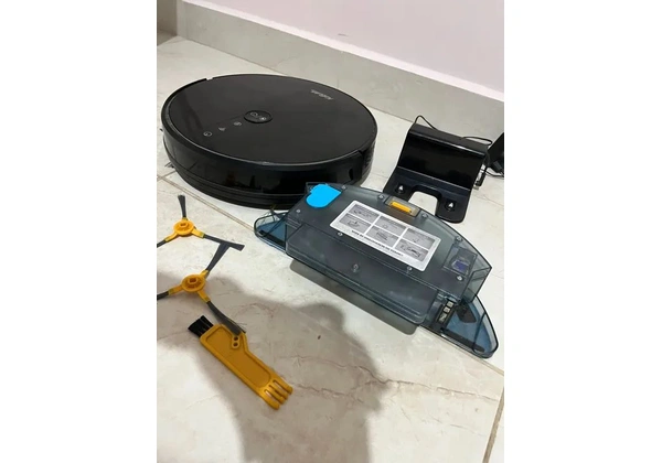 Robô Aspirador De Pó e Passa Pano KaBuM! Smart 500, Preto