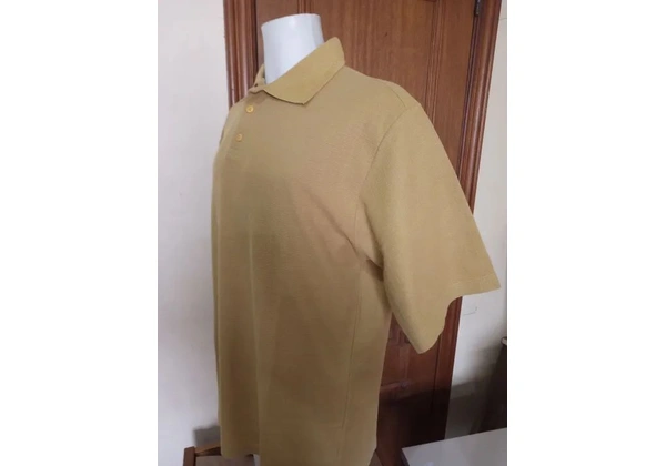 Camiseta Polo Masculina Mostarda Estilo
