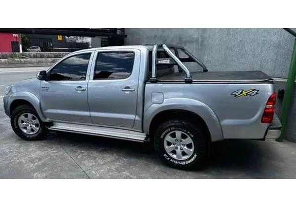 Hilux a venda