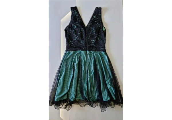 Vestido de Eventos Verde Tam M