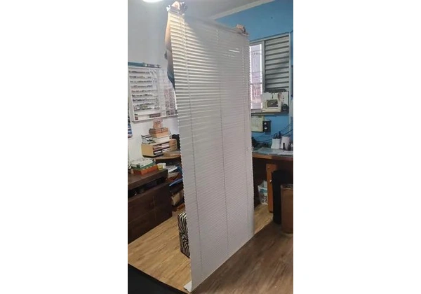 Cortina Persiana horizontal PVC 100x220