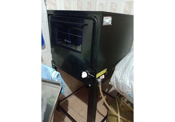 Forno multiuso para bolos, pizzas, assados