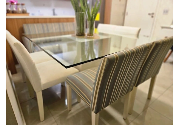 Mesa de Jantar 8 lugares