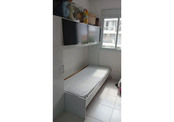 Conjunto cama e armário solteiro