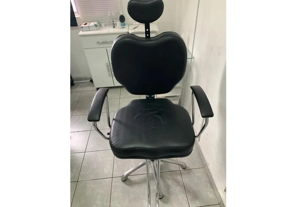 Cadeira poltrona para barbearia reclinável excelente