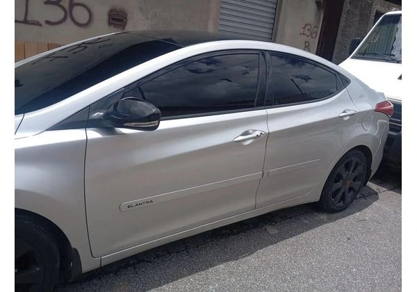 Vende- se Elantra 2013