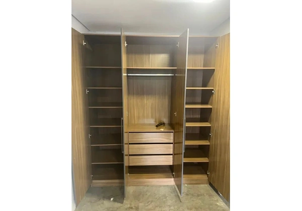 Guarda-roupas Modular
