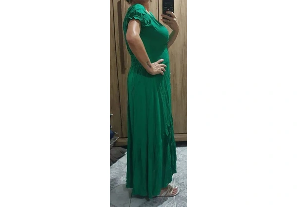 Vestido verde tamanho M