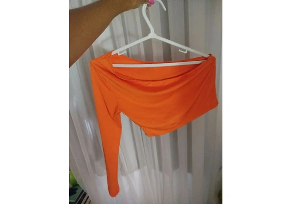 Blusa Laranja cropped estilo 