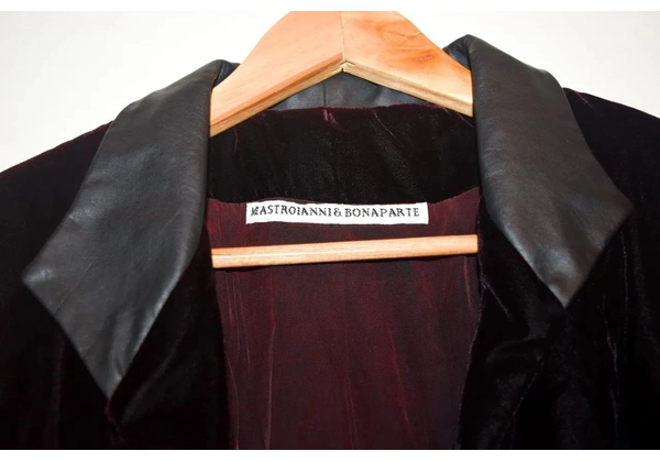 blazer de veludo cor vinho tamanho p