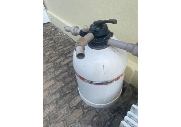Filtro e bomba para Piscina Albacete de Alta Vazão