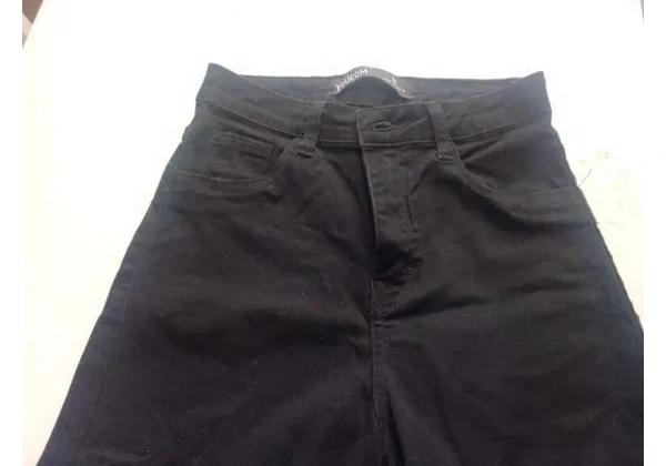 Shorts Tam 36 cor preta