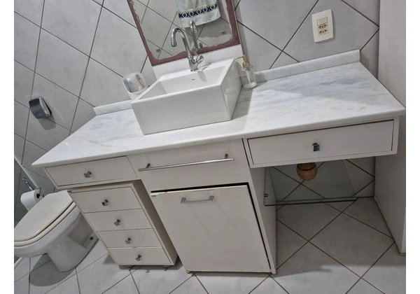 Armário Banheiro