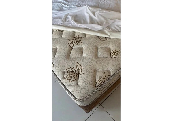 Cama box tamanho KING