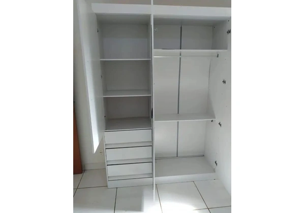 Guarda-roupas