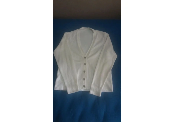Jaquetas e blusas femininas