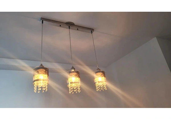 Lustre pendente âmbar e cristais