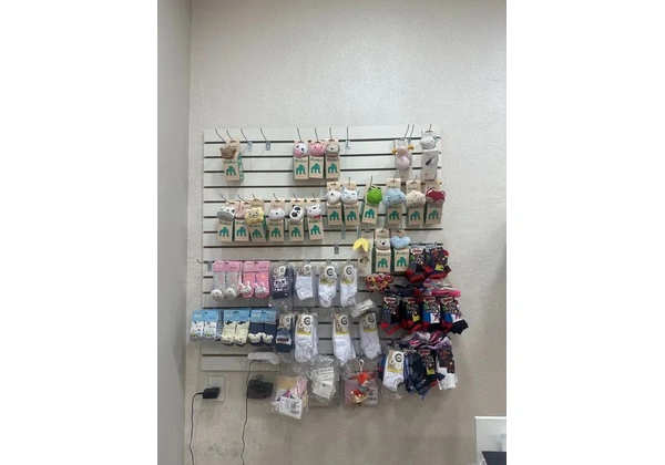 Fundo de loja Roupas infantis - Várias peças novas!