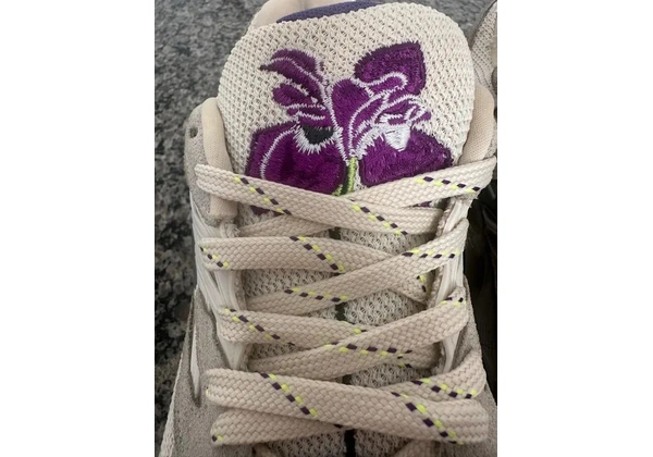 Mizuno flor de lótus bege 41