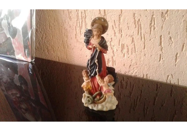 Nossa Senhora Desatadora dos Nós Estatua Miniatura Decorativa