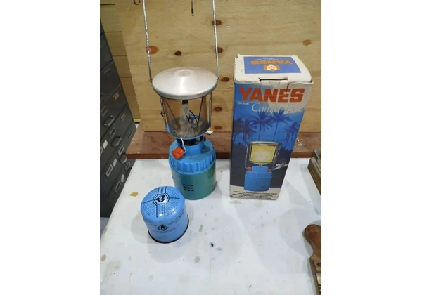 Lampião Portátil Yanes